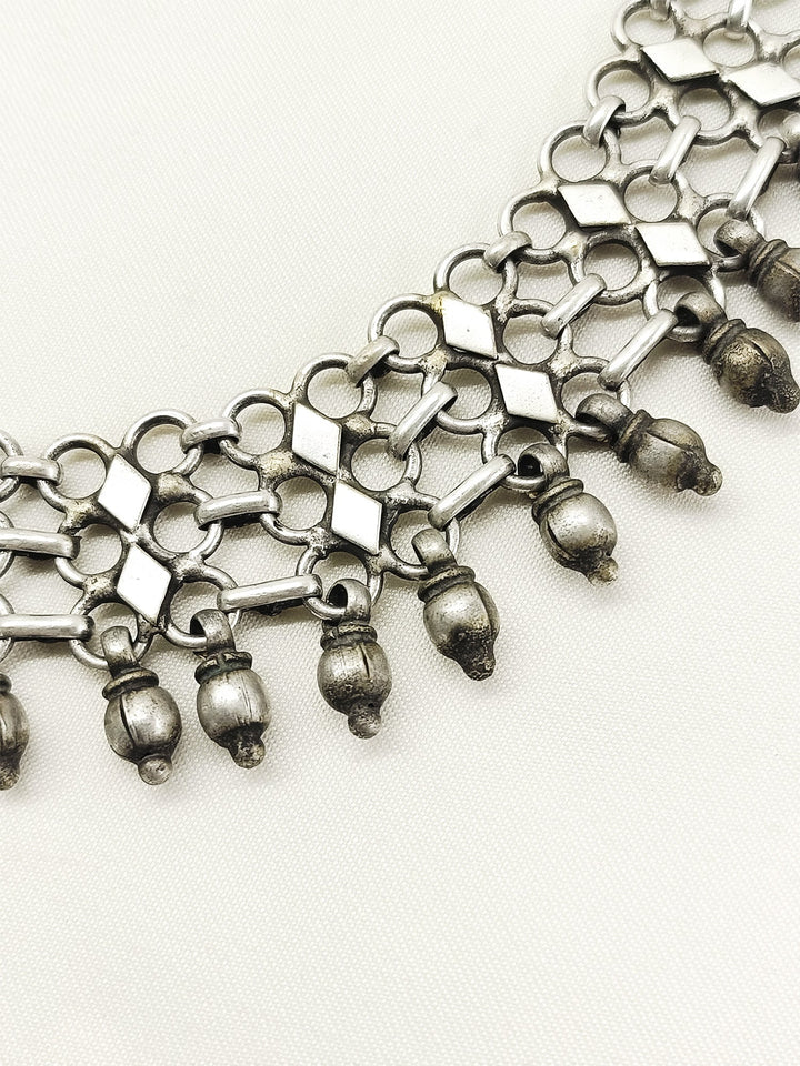 Xaina Plain Oxidized Neckpiece