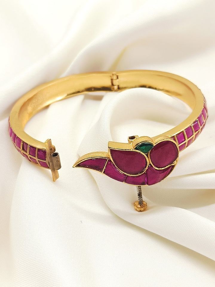 Aadrika Ruby Kundan Kada