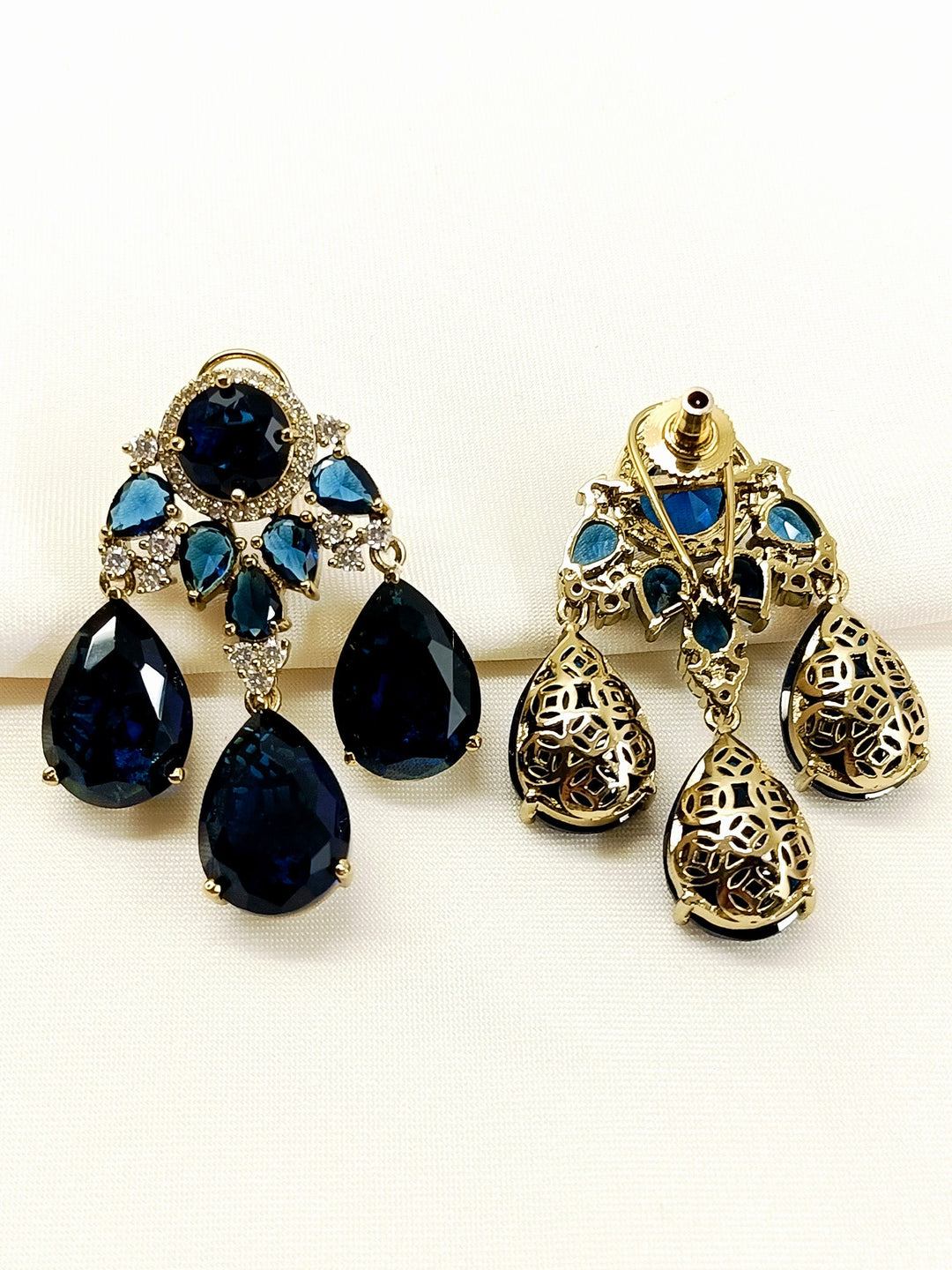 Saina Blue Victorian Earring