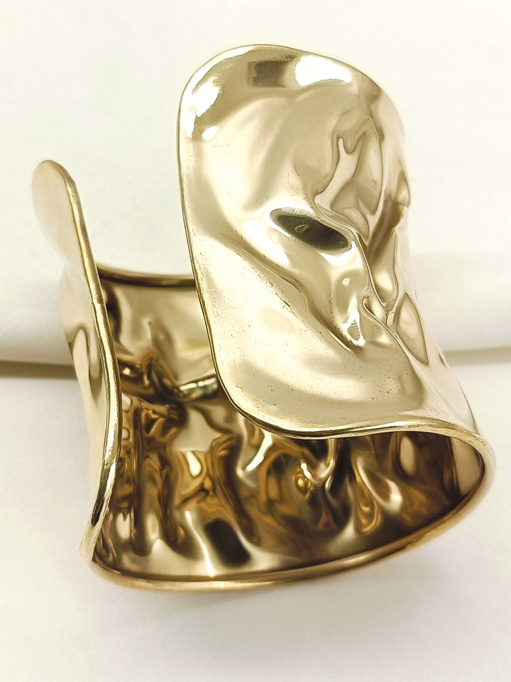 Jayan Gold Crushed Metal Men&