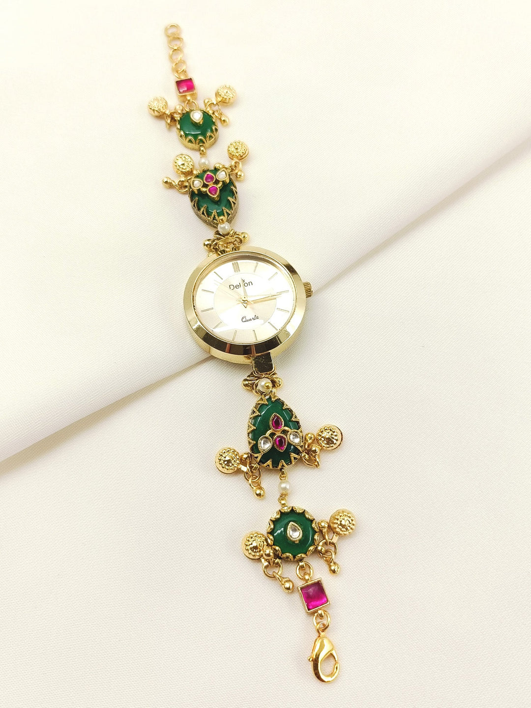 Shreya's Paachi Kundan Watch