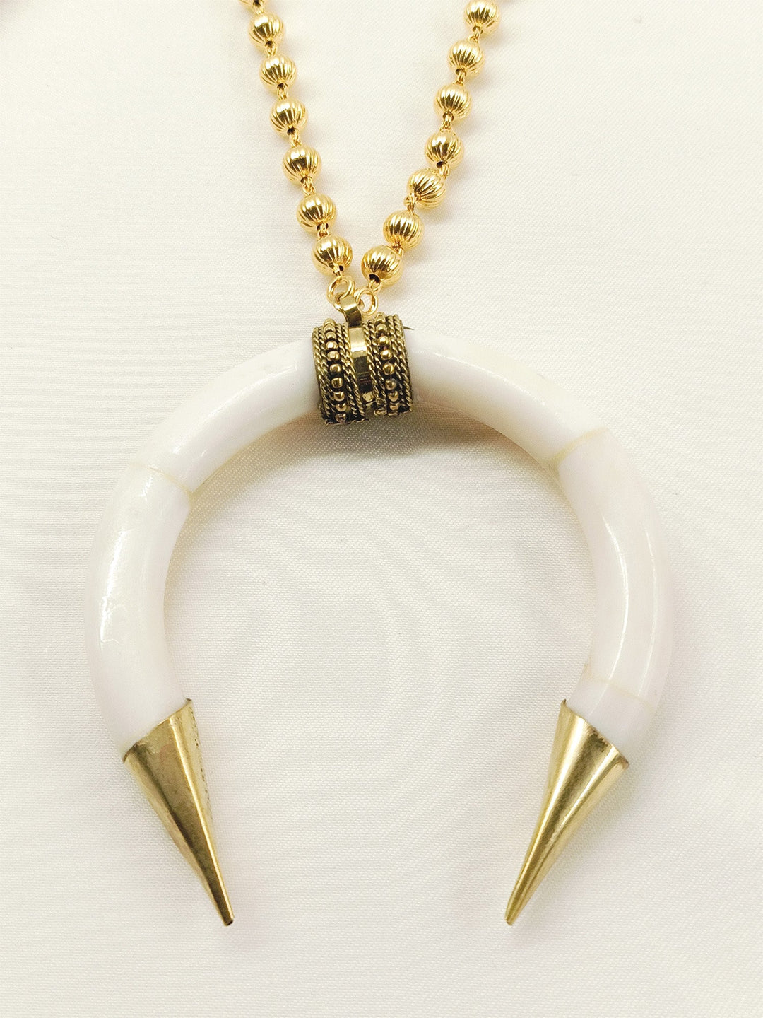 Agastya White Bone Neckpiece