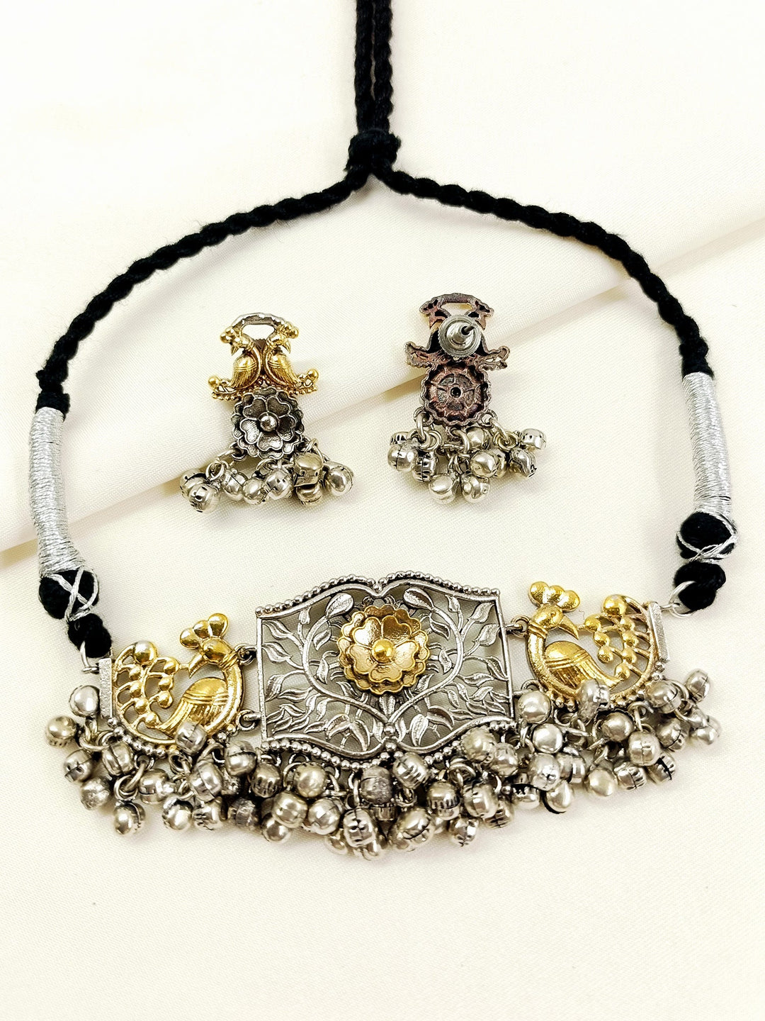 Prakriti Dual-Tone Oxidized Choker Set