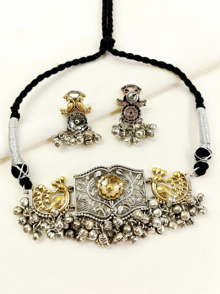Prakriti Dual-Tone Oxidized Choker Set