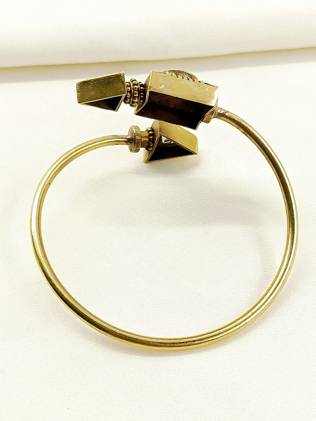 Piyush White Men’s Geometric Crystal Bracelet - Antique Gold