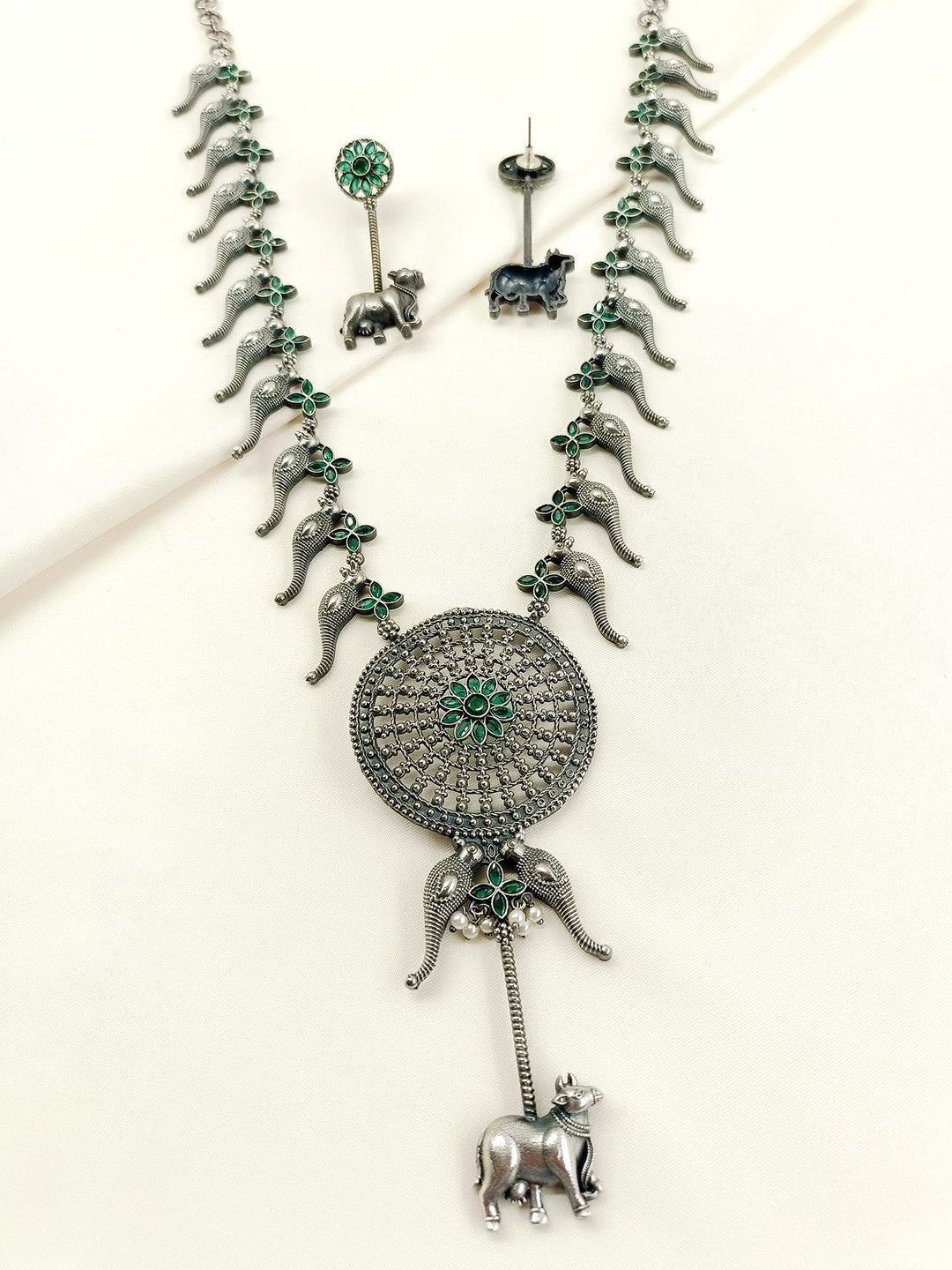 Avisha Green Oxidized Necklace Set