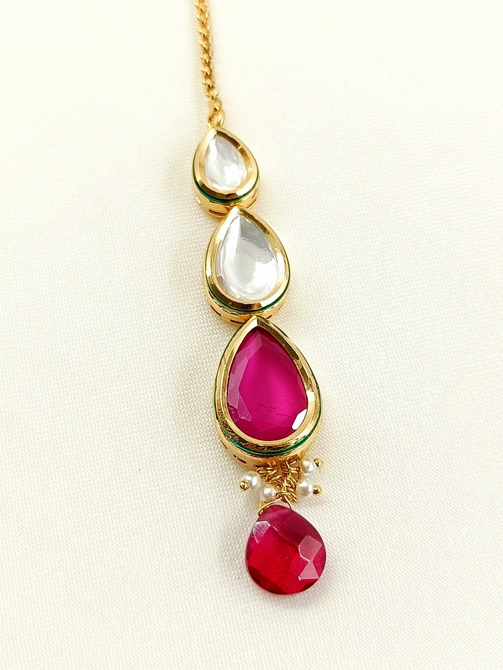 Avneet Ruby Kundan Teeka - 13 cm Gold-Plated