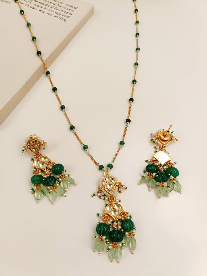 Alaya Green Kundan Pendant Set