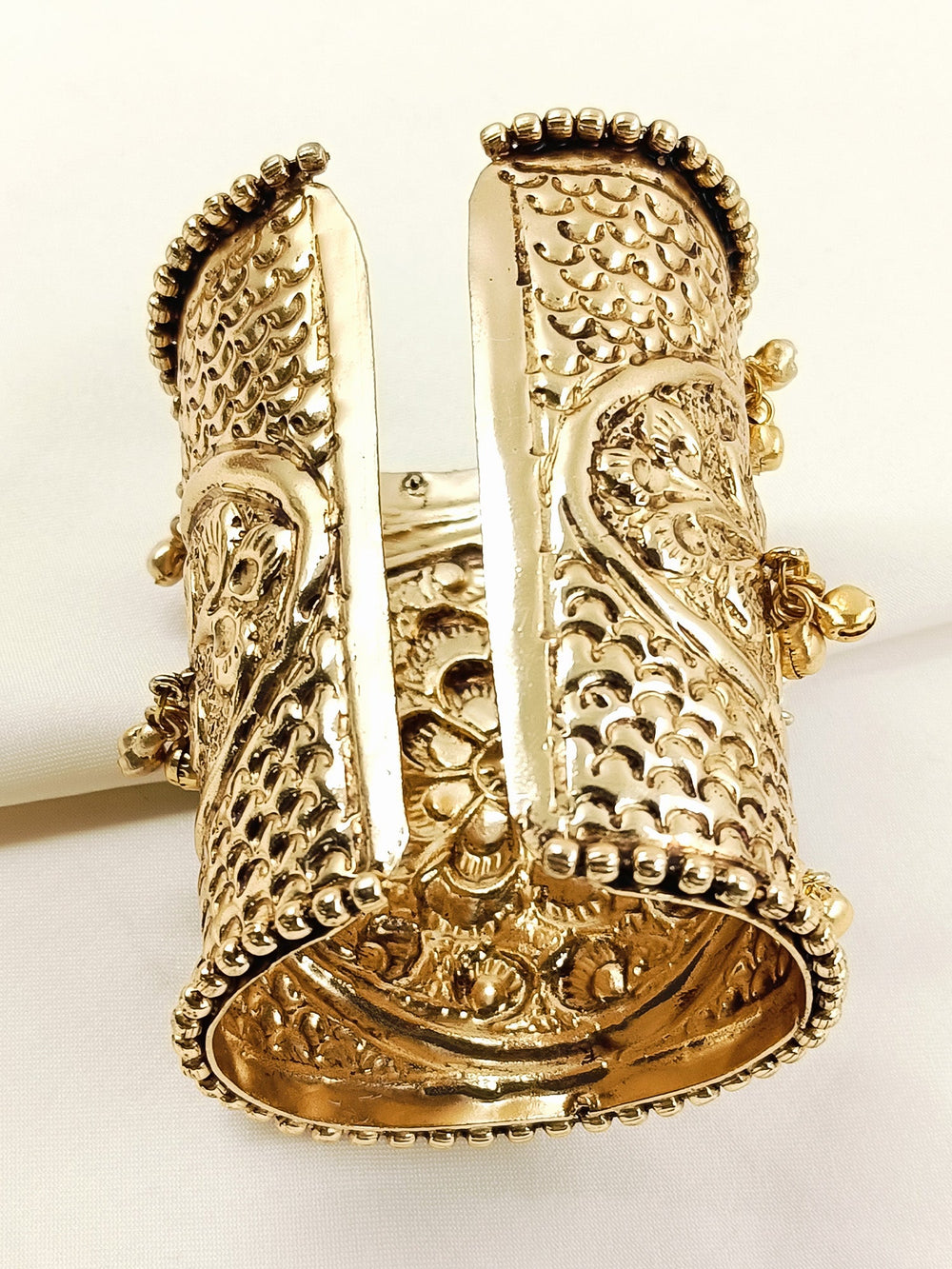 Asfiya Multicolor Meenakari Peacock Fusion Oxidized Bracelet