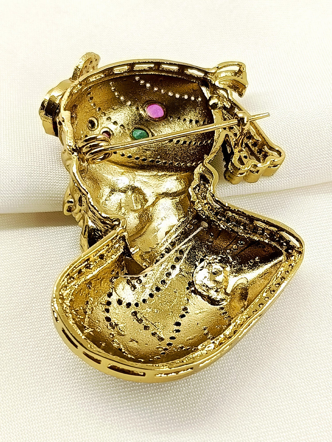 Yuvansh R&amp;G Men’s Maharaja Bust Brooch