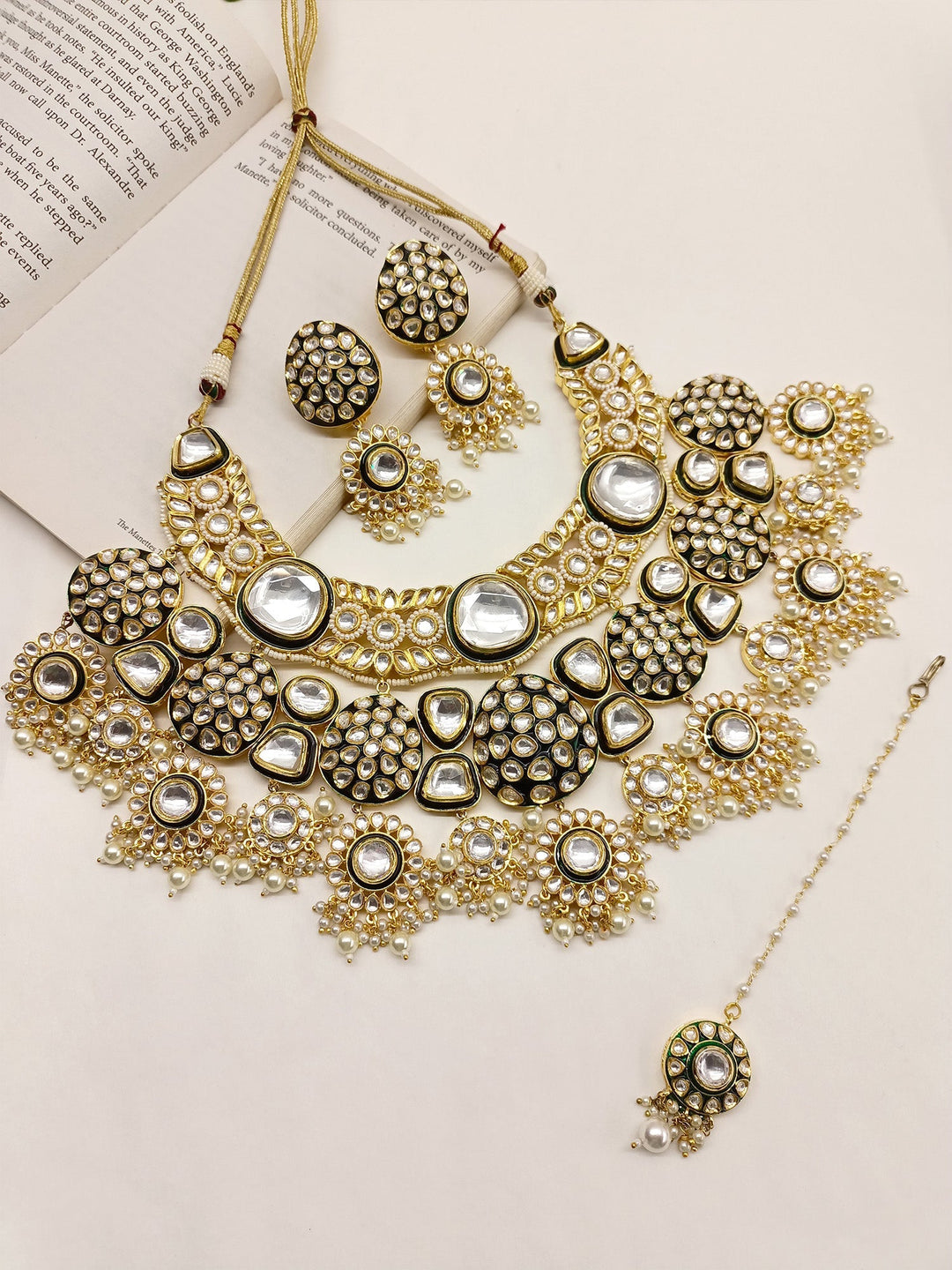 Aster Kundan Bridal Set