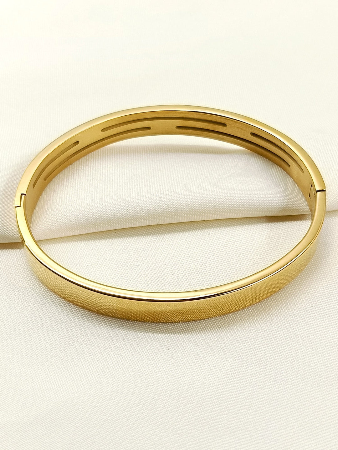 Aahan Golden Men&