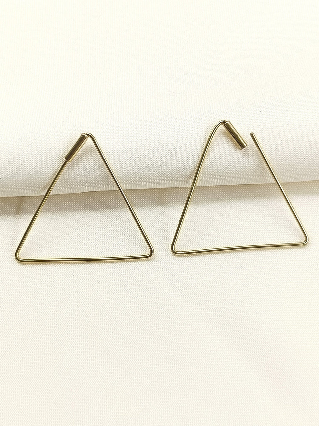 https://cdn.shopify.com/s/files/1/0607/4479/4285/files/2_9ef86b92-9dd2-4033-a4a7-2dab1c9a7243.jpg?v=1772178867