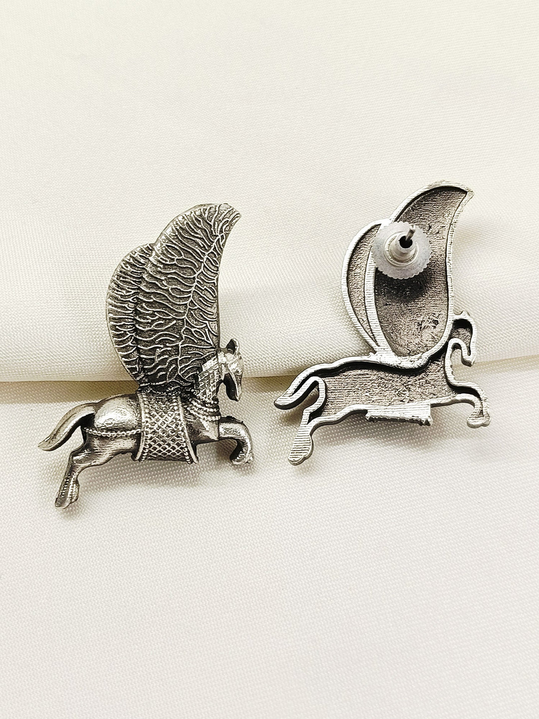 https://cdn.shopify.com/s/files/1/0607/4479/4285/files/2_3cc0ef3a-b7cd-45d8-b5a7-c87e8fe94e2d.jpg?v=1773042069