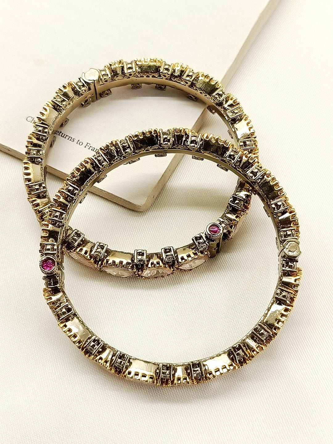 Pratyusha White Kundan Bangles