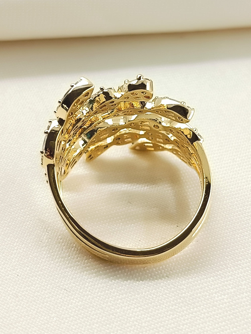https://cdn.shopify.com/s/files/1/0607/4479/4285/files/2_acba22b6-a510-4d05-afee-177702123fb0.jpg?v=1770983195