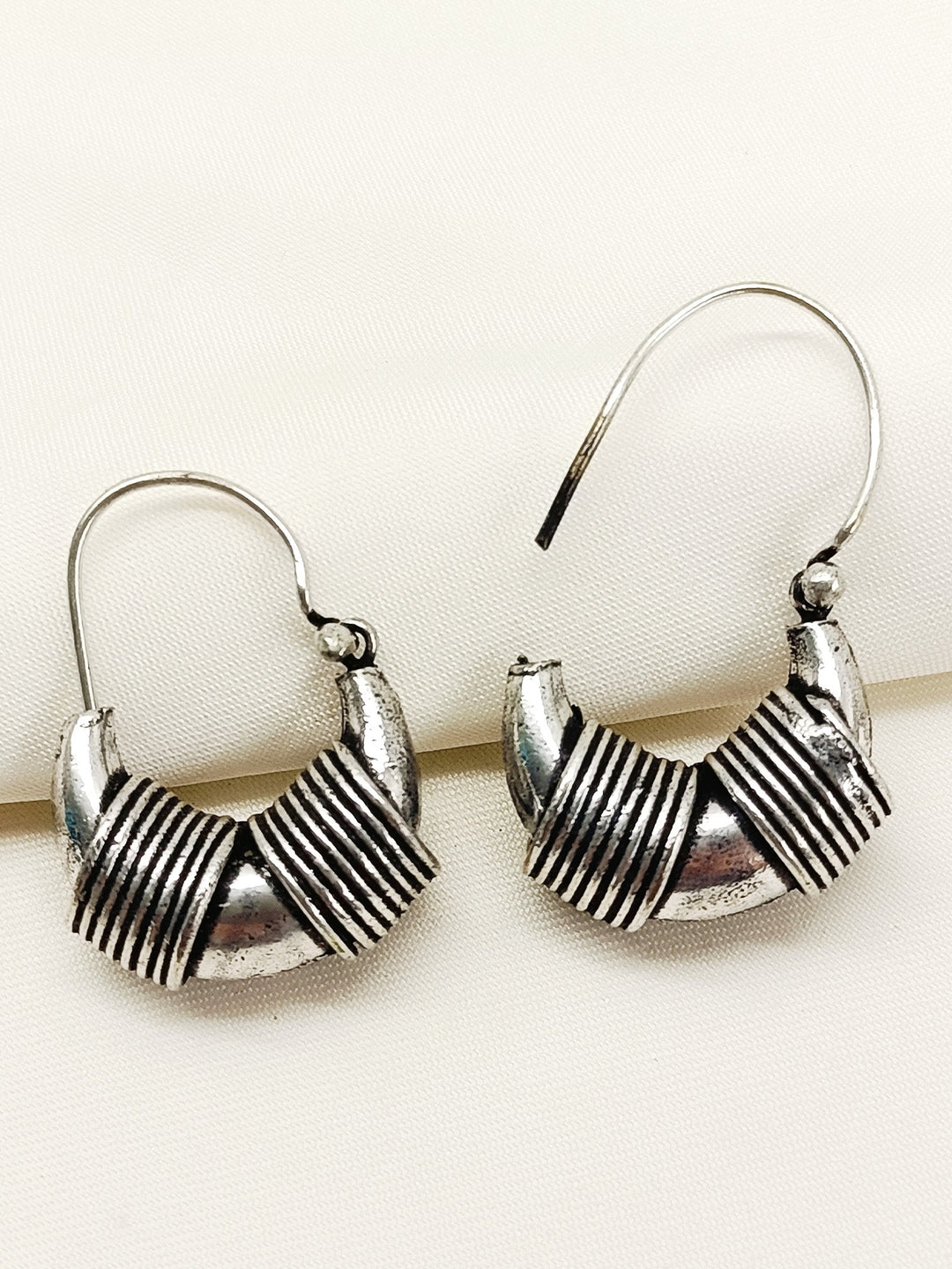 Panchita Plain Oxidized Earring