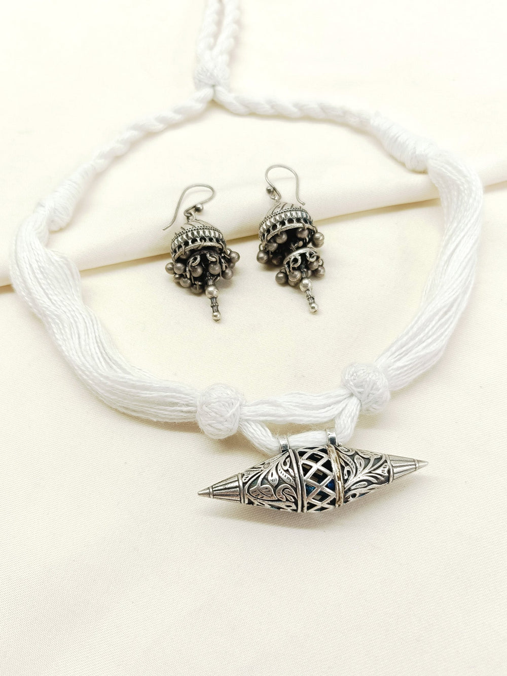 https://cdn.shopify.com/s/files/1/0607/4479/4285/files/2_23b93af3-af6e-4761-a08c-080f6a164cd7.jpg?v=1752062385