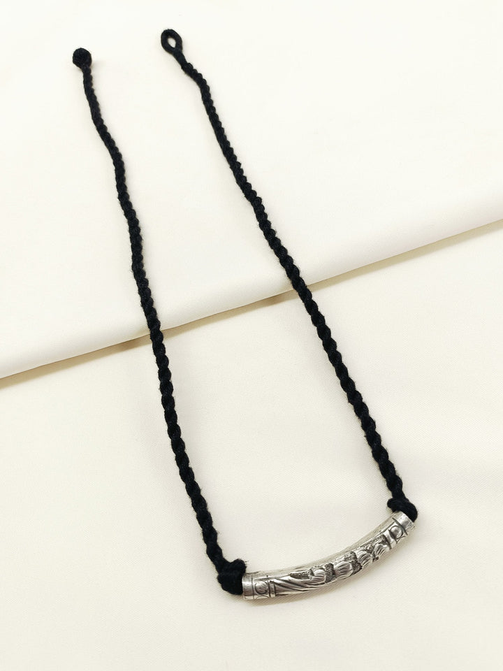 Meehika Black Oxidized Bajubandh