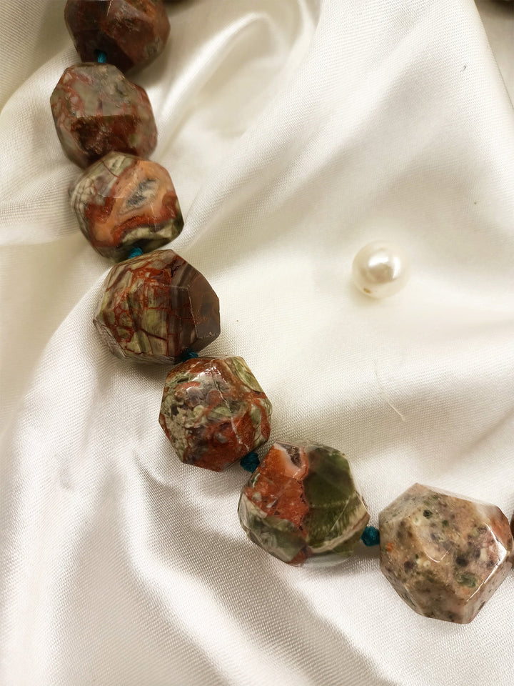 Antra Agate Necklace