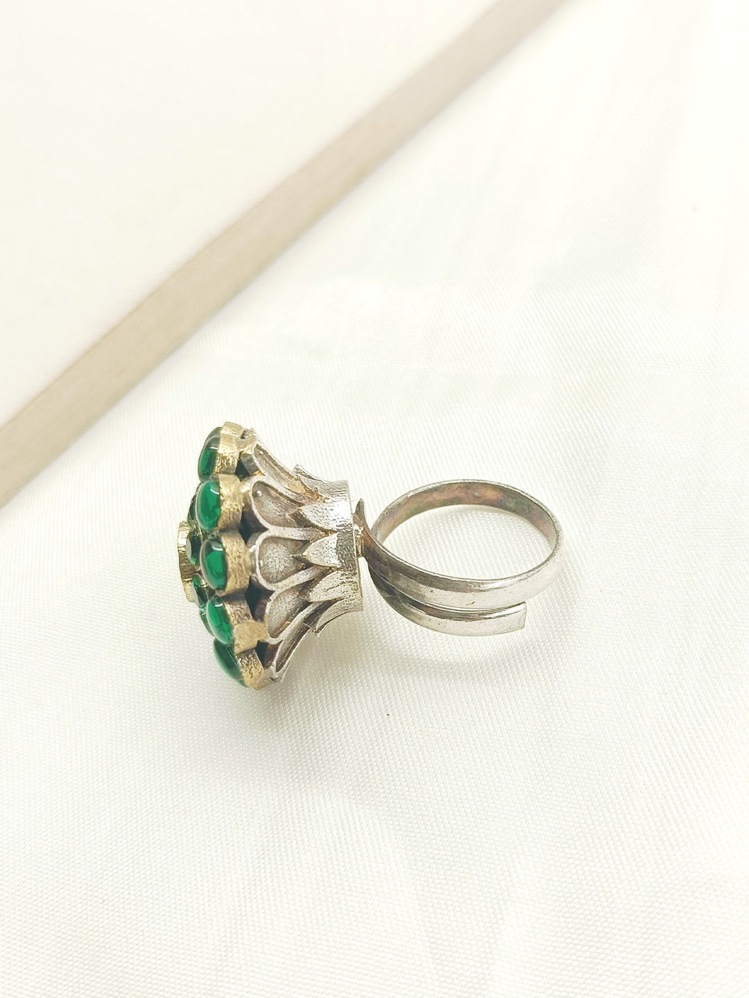 Mahika Green Oxidized Finger Ring