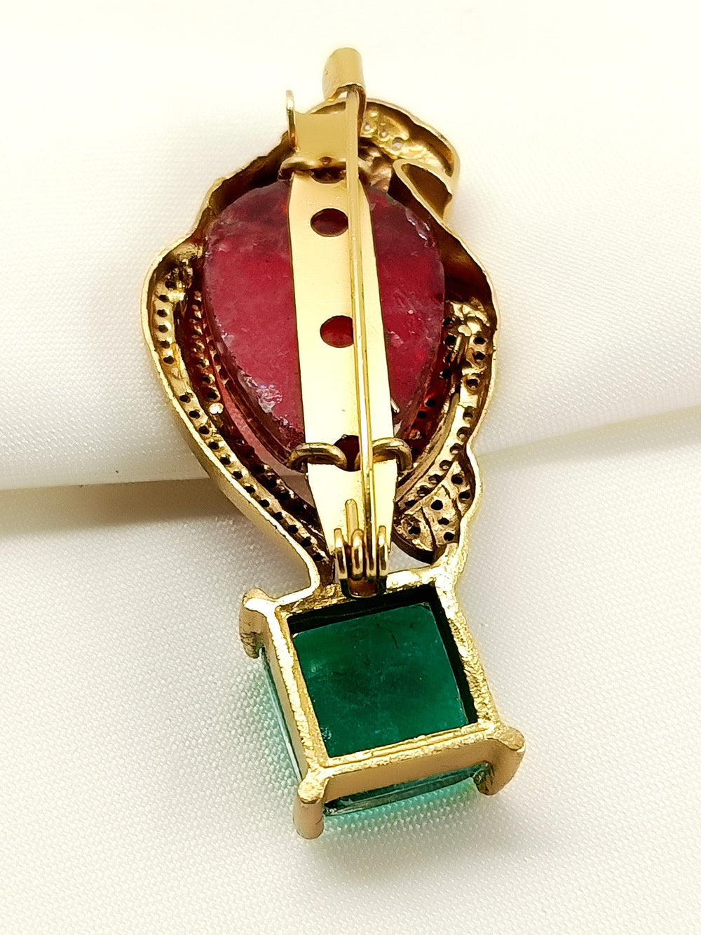 https://cdn.shopify.com/s/files/1/0607/4479/4285/files/2_c7fd7ebe-d3f2-4c33-8e3e-f2c3bb6258fc.jpg?v=1778049513