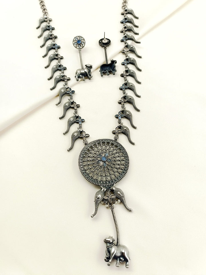 Saroj Blue Oxidized Necklace Set