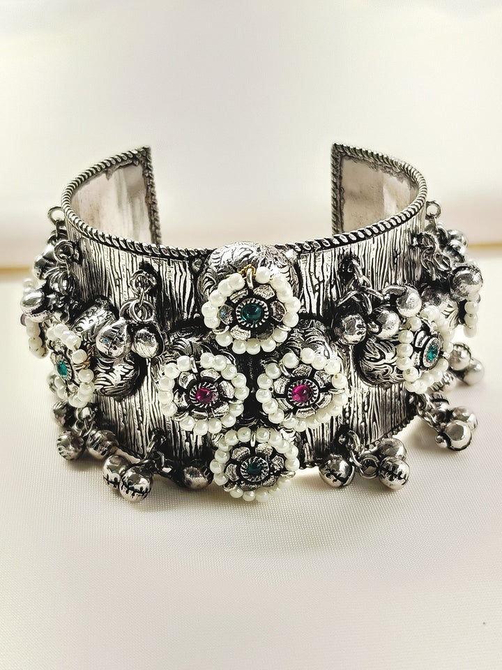 Vrndavanesvari R&G Oxidized Bracelet