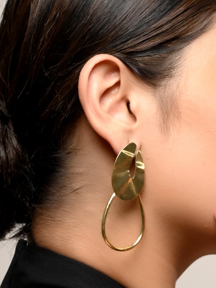 Eshani Golden Western Earrings