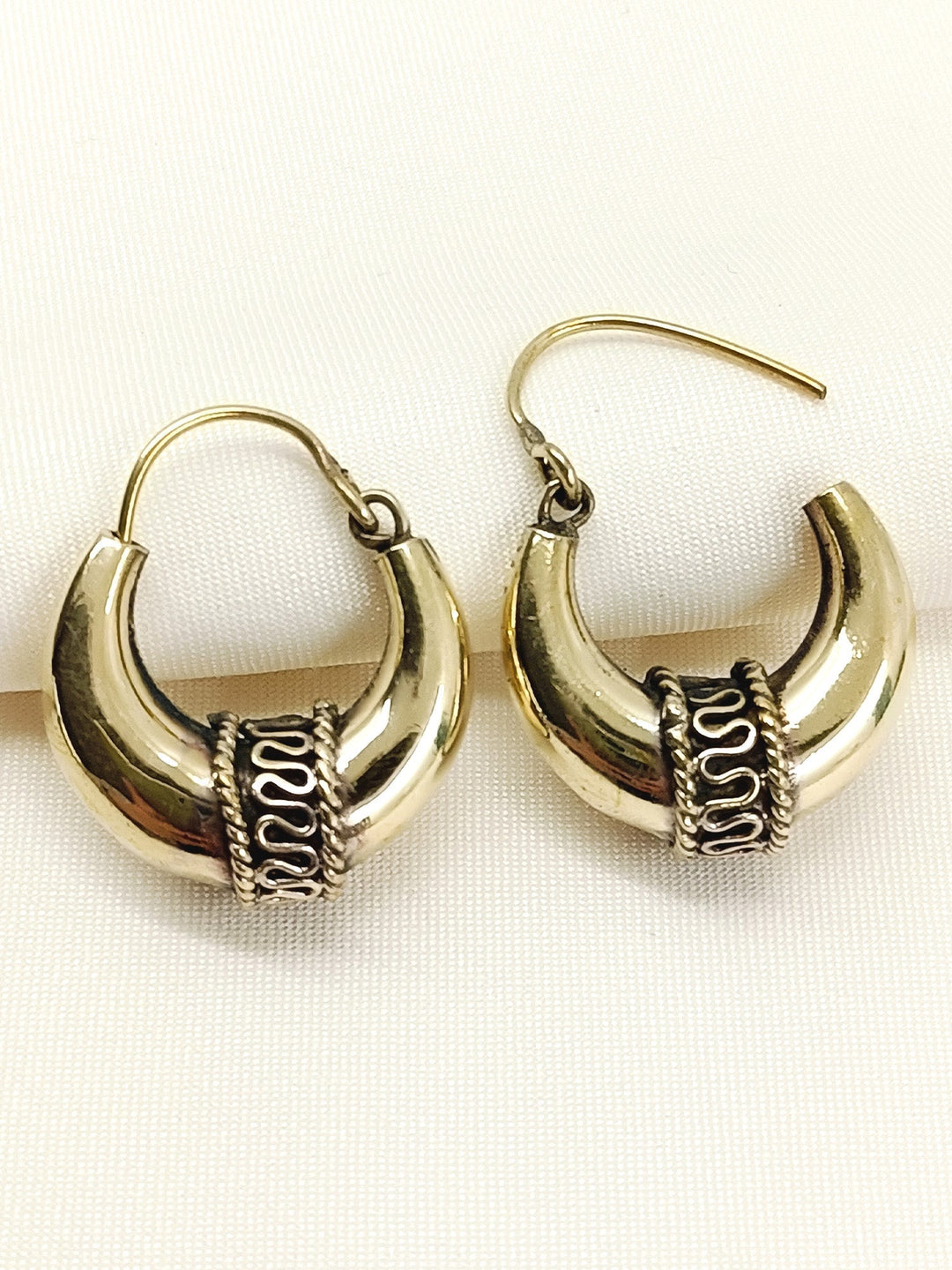 https://cdn.shopify.com/s/files/1/0607/4479/4285/files/2_e0eb37f1-a081-4449-8561-29a6e5ee0125.jpg?v=1774337205