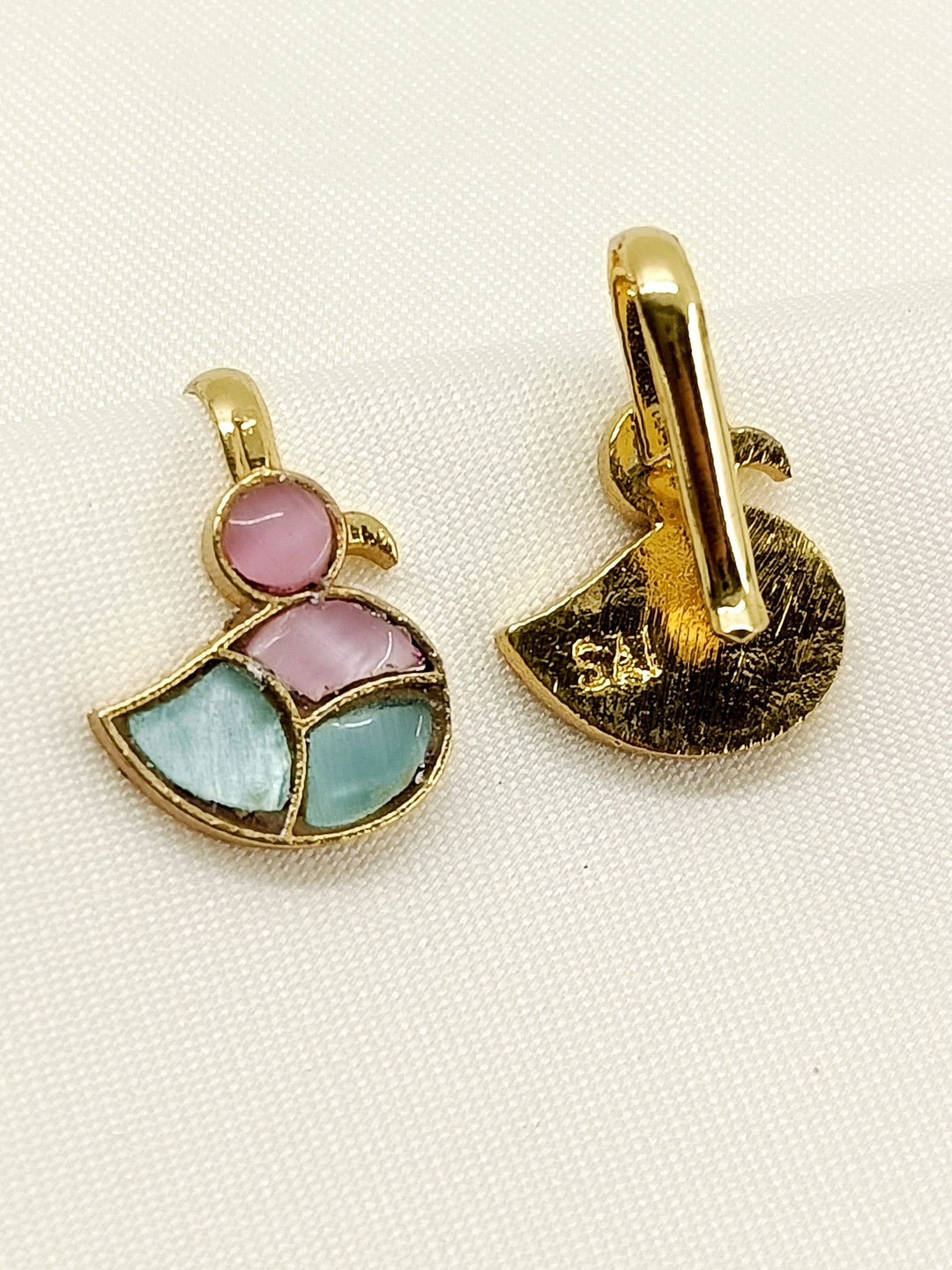 Nagima M&G Gold Plated Kundan Ear Cuff  [ Price is for Pair ]