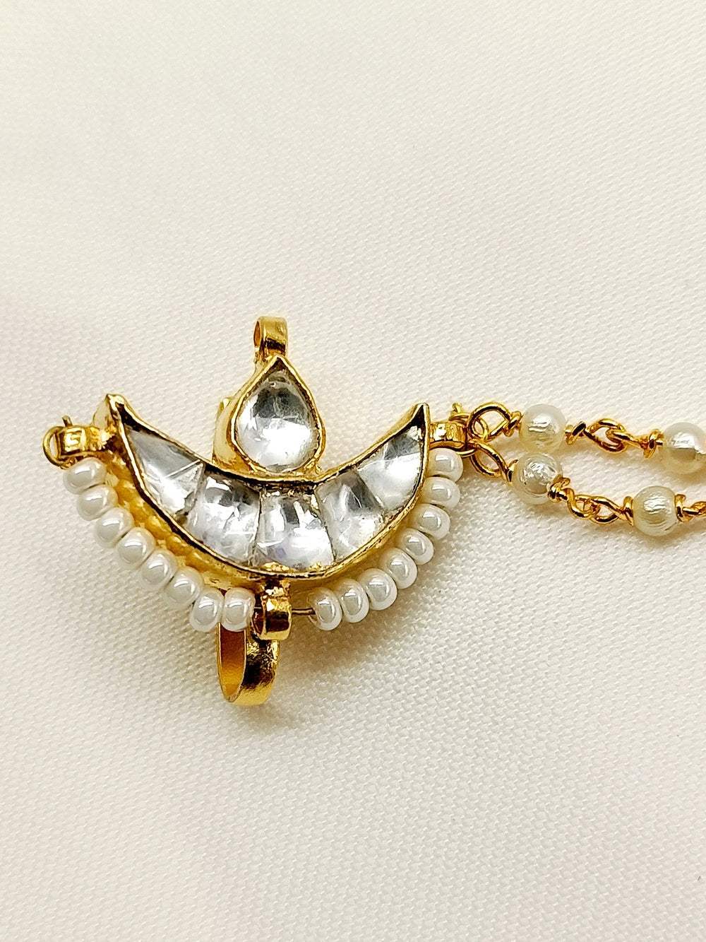 Johanna White Kundan Nath With Chain