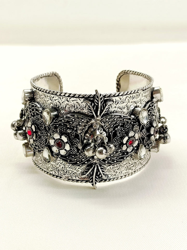 Enya R&W Oxidized Bracelet