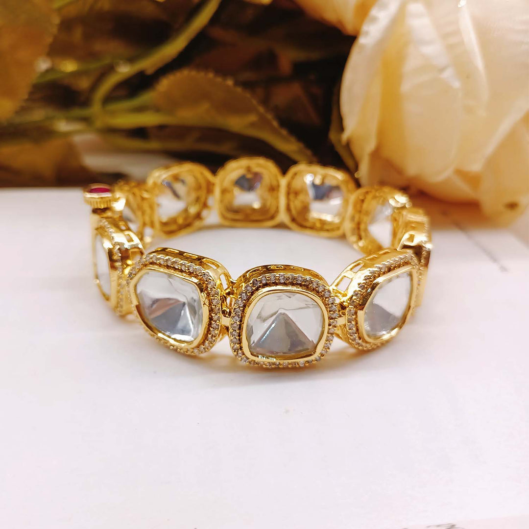 Tuhina Diamonds Gold Plated Kundan Bracelet