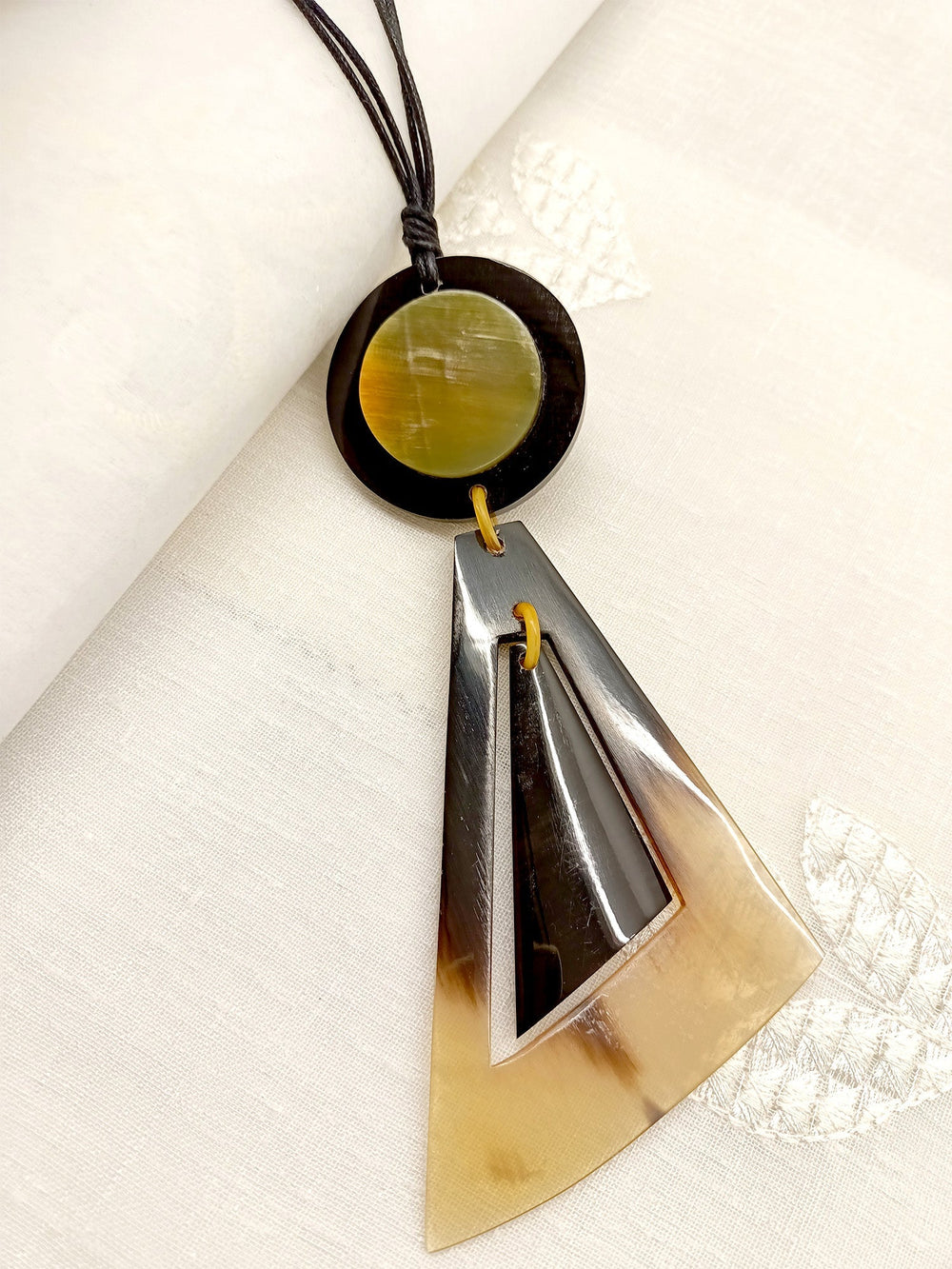 https://cdn.shopify.com/s/files/1/0607/4479/4285/files/2_cd8d1a05-d784-4f28-bafa-29a2f1800703.jpg?v=1692275100