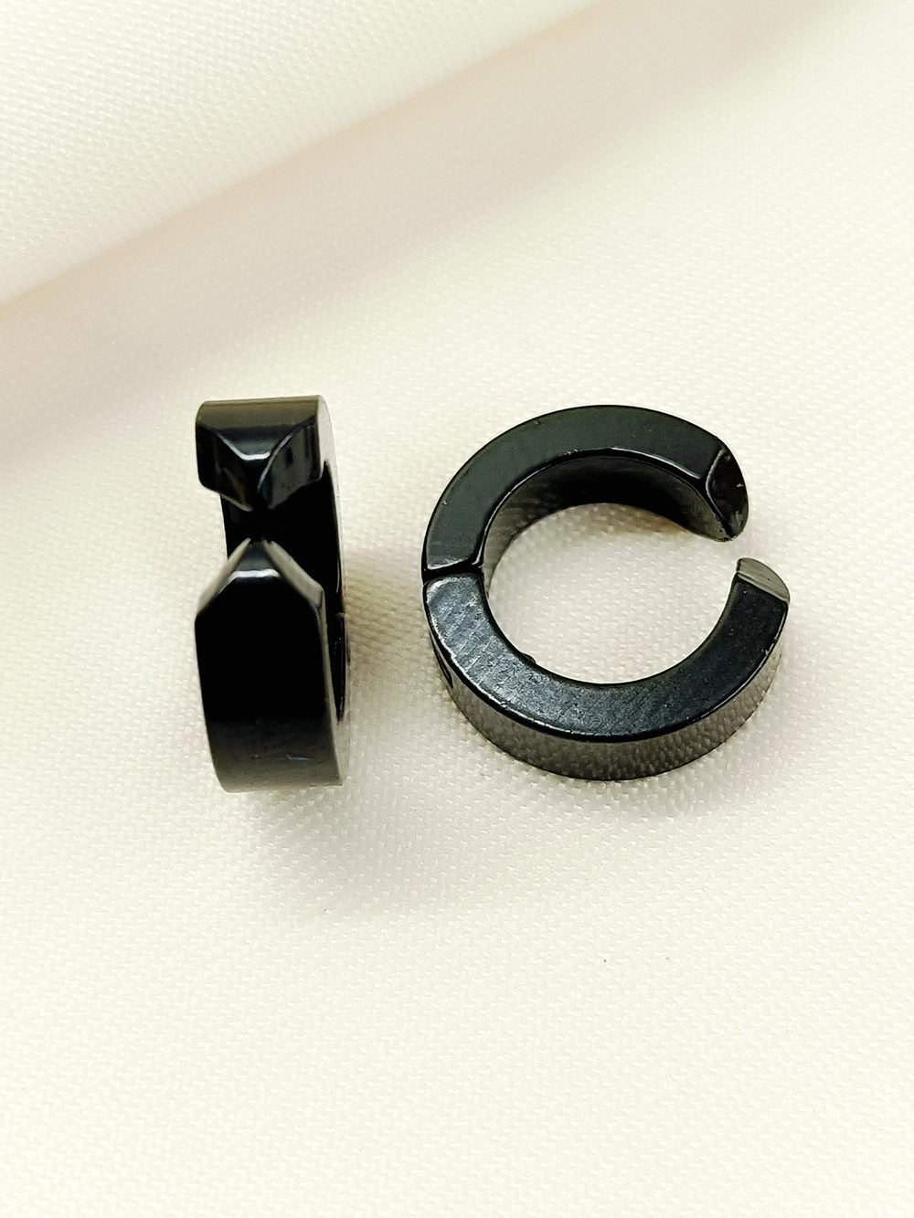 Pravin Black Men's Bali - Ring Rhodium Plated 1.5 cm