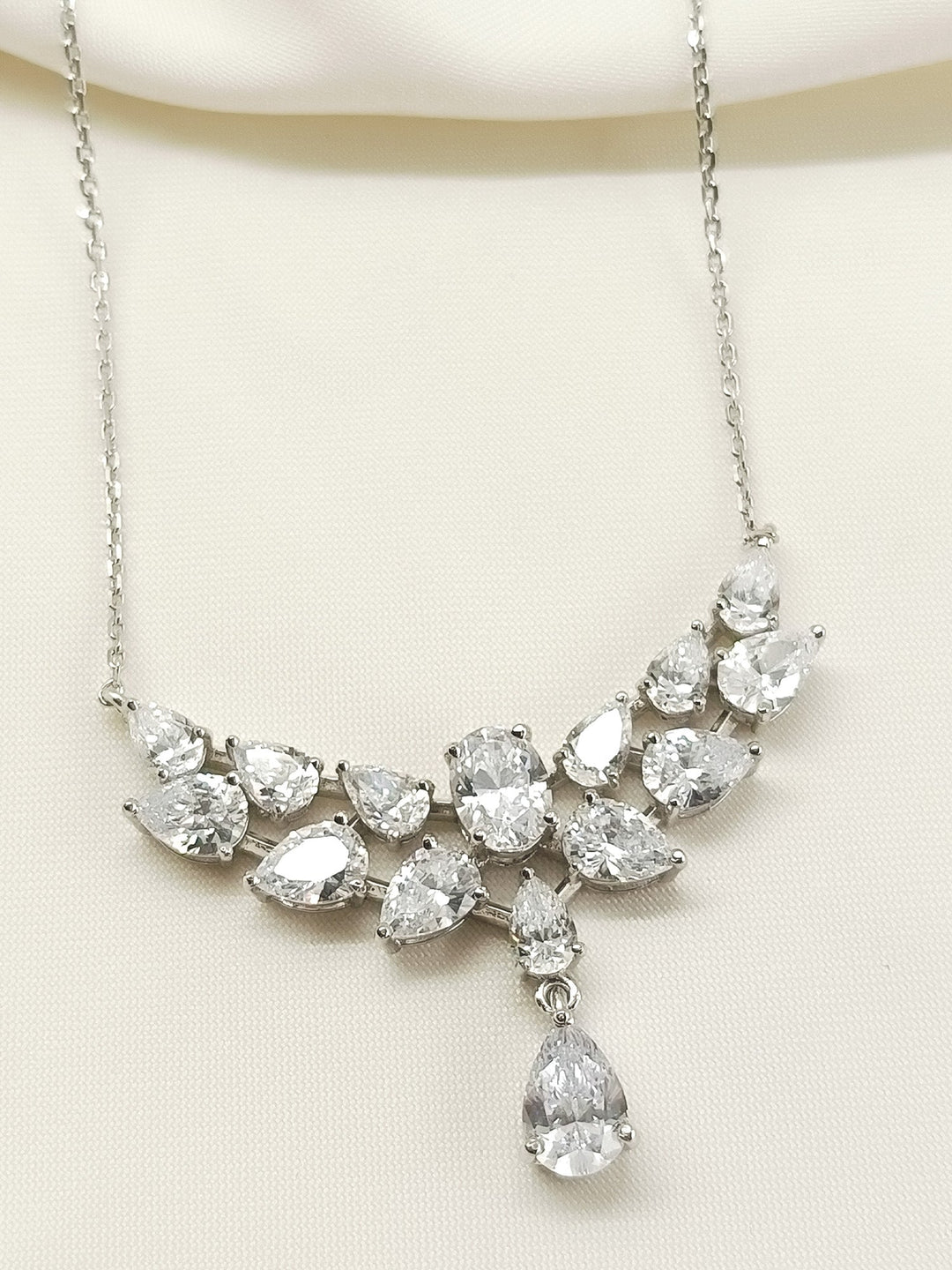 Phaani 92.5 Silver Swarovski Stone Pendal