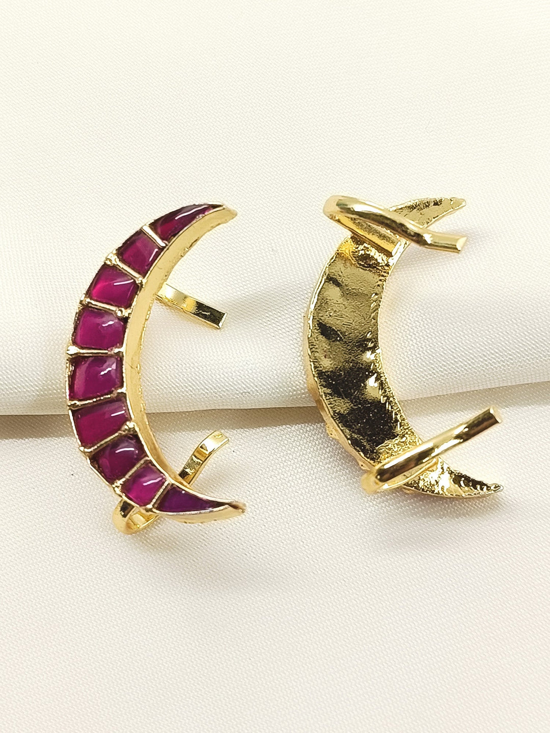 Pusma Ruby Men's Moon Shape Kundan Earcuff [Price Is For Pair]