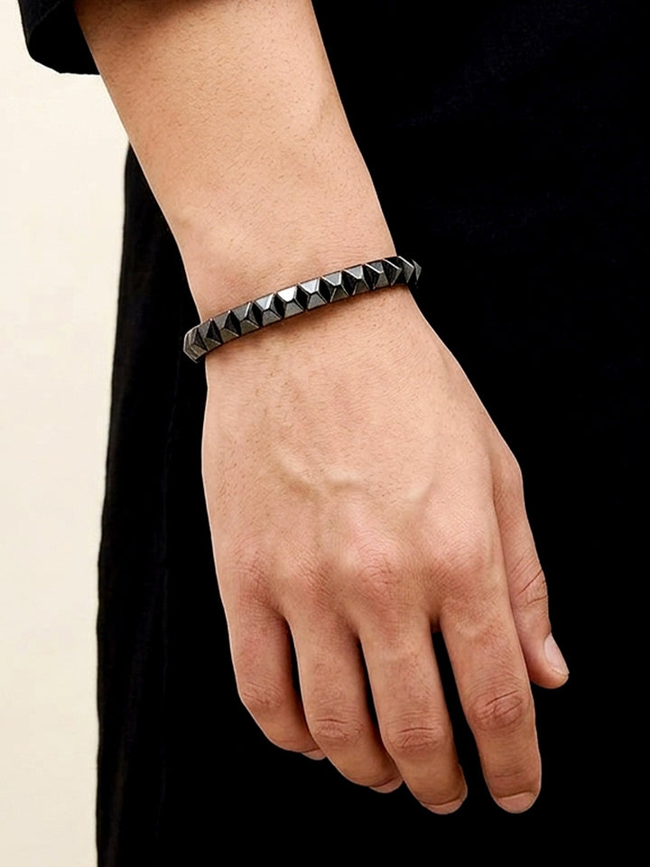 Devyan Black Pyramid Hematite Men&