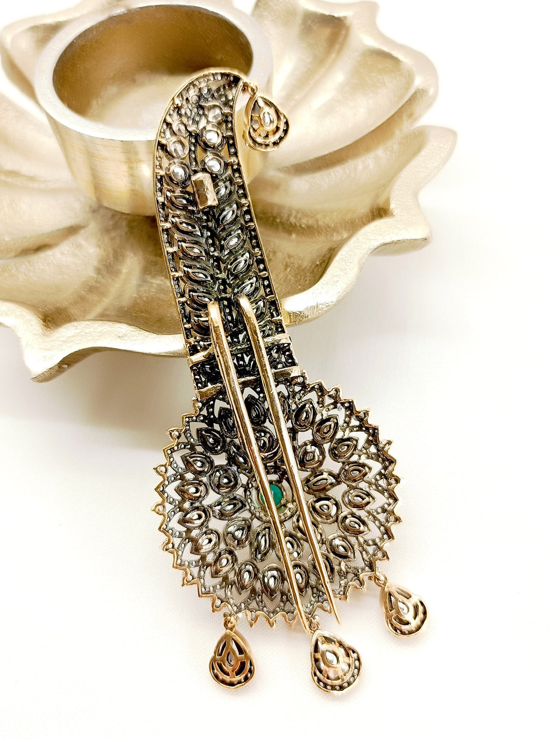 Abhinav Green Dulha Kalgi