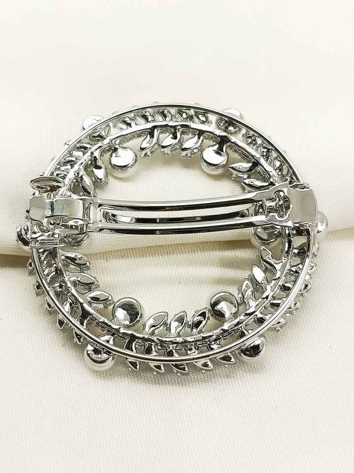 Alkaa White Pearl Hair Brooch - 6 cm Silver-Plated Accessory