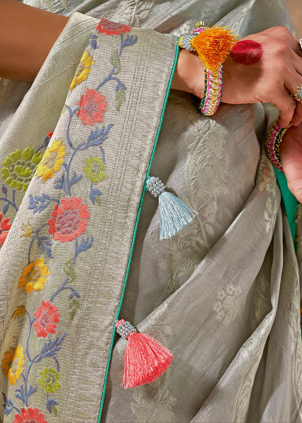 Grey Munga Silk Saree with Intricate Zari Work & Floral Designs Motifs