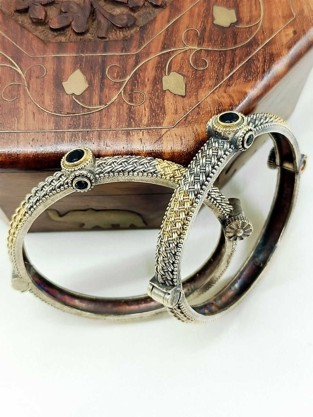Ekantha Black Oxidized Bangles