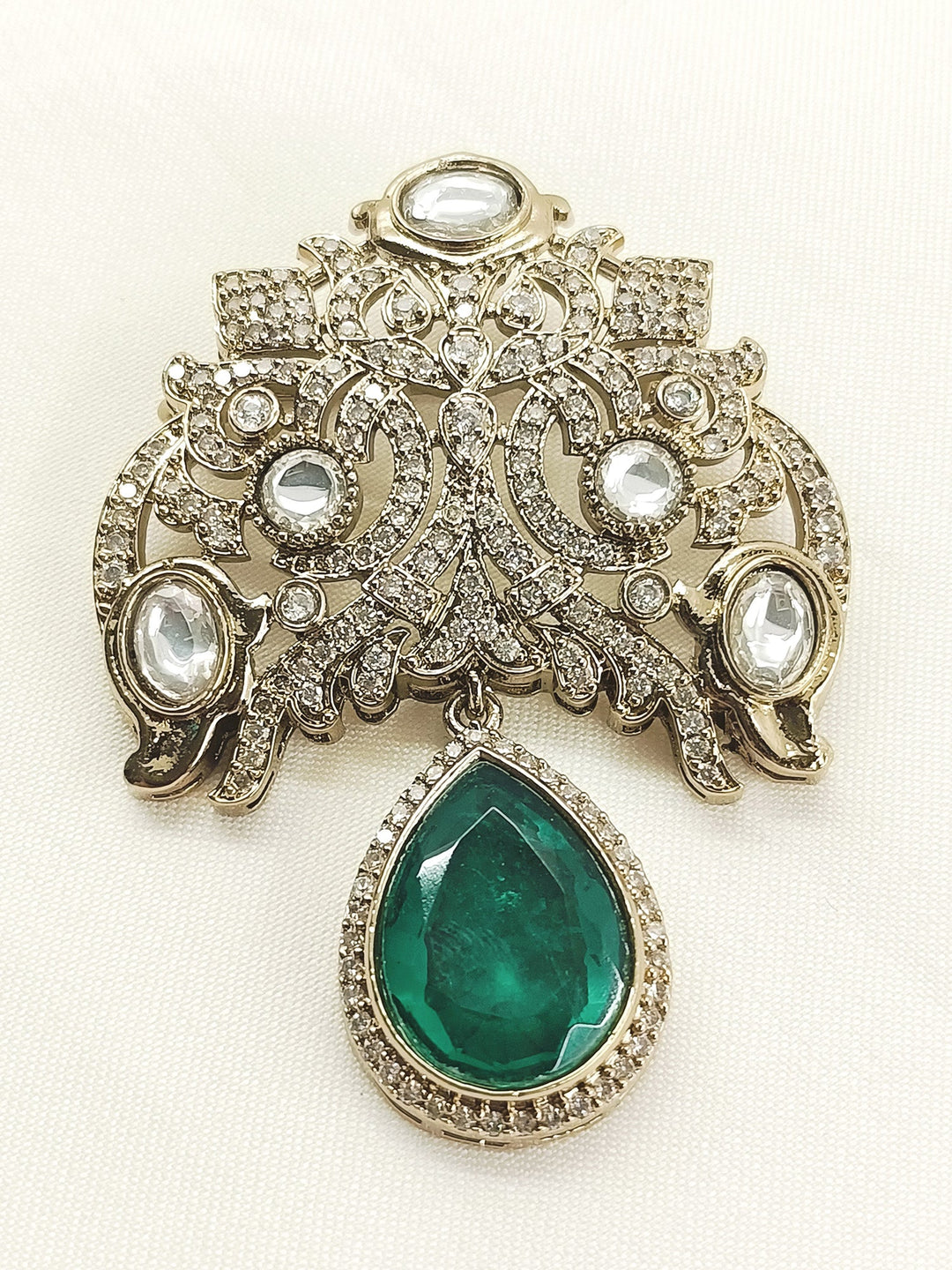 Rishant Green Men's Brooch