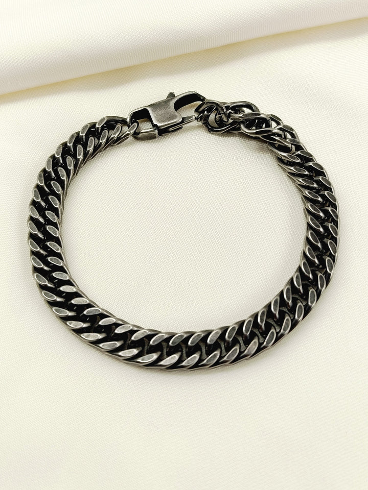 Viraj Oxidized Cuban Link Chain Men&