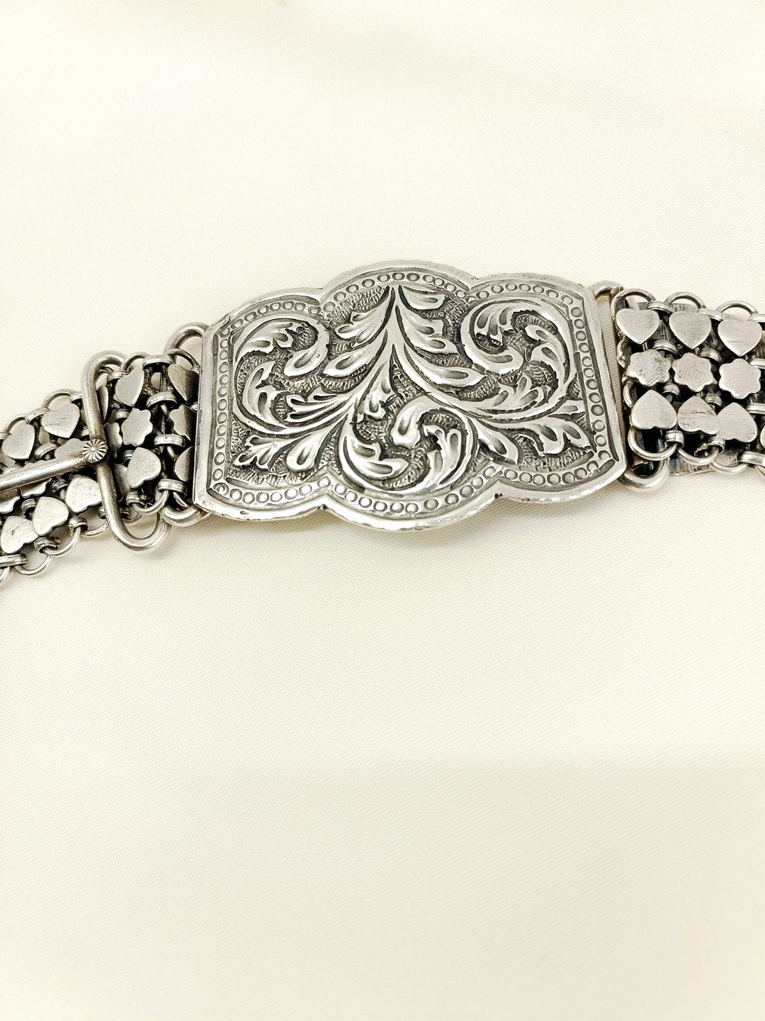 https://cdn.shopify.com/s/files/1/0607/4479/4285/files/3_23350a61-49ee-4c09-9d6d-e26e7cd0b81c.jpg?v=1778070069