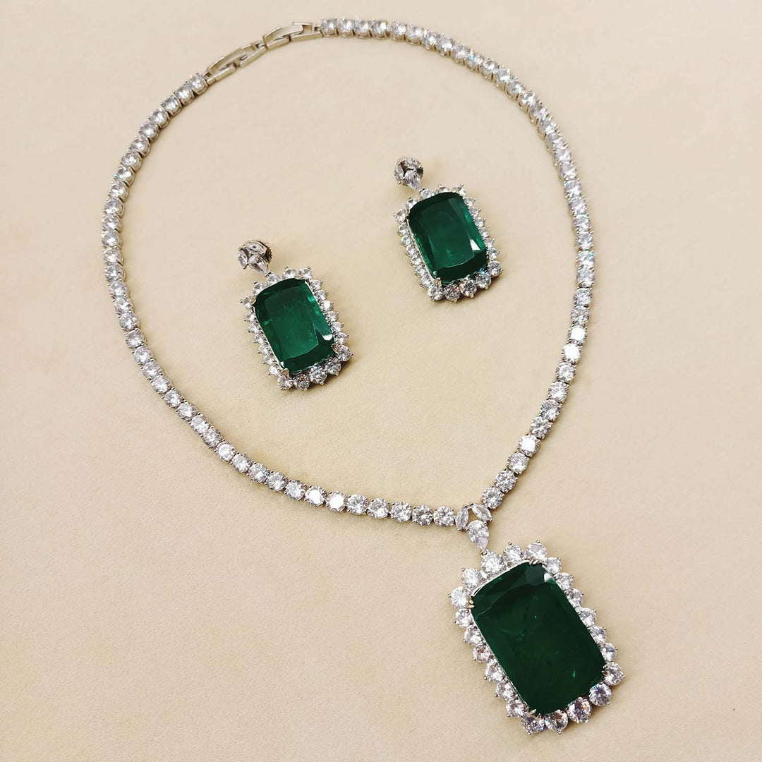 Natasha Emerald American Diamond Pendant Set With Diamond String