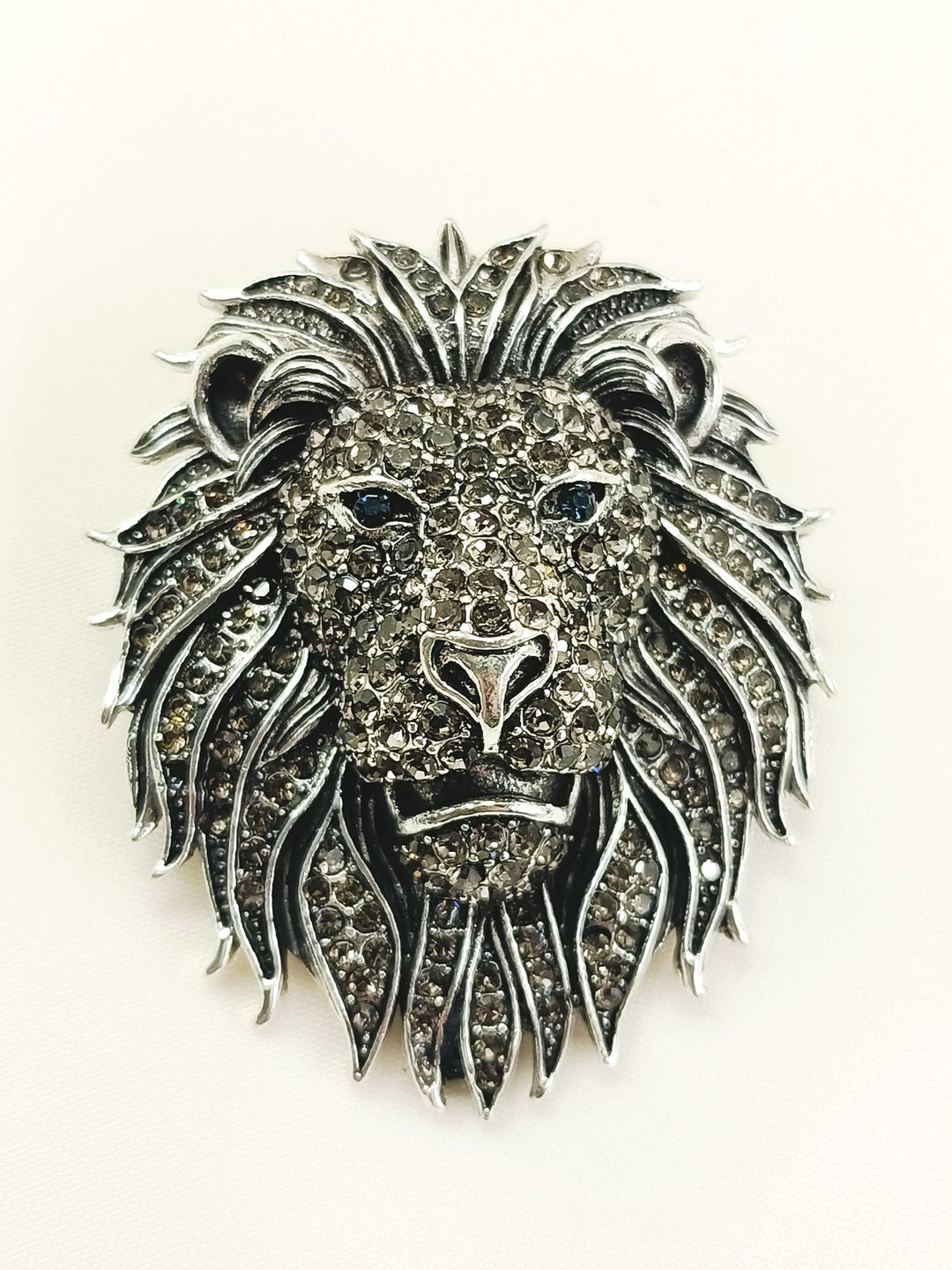 Raghav Silver Lion Men's Brooch