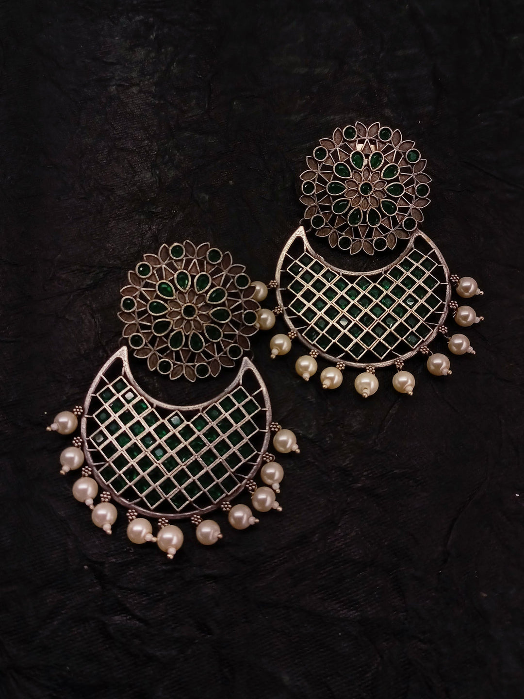 Samisha Emerald Oxidised Chandbali