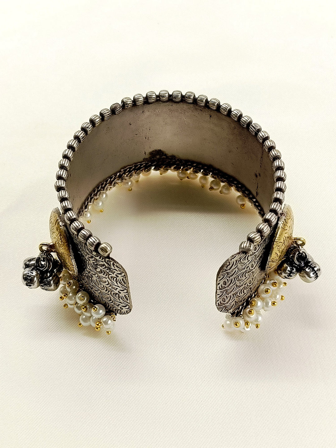 Vaanya White Oxidized Bracelet